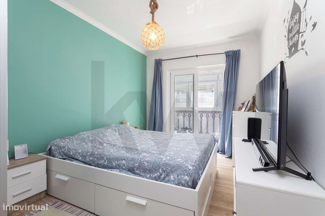 Apartamento T2 na Rinchoa com remodelação, 5 minutos da estação da CP - Grande imagem: 2/26