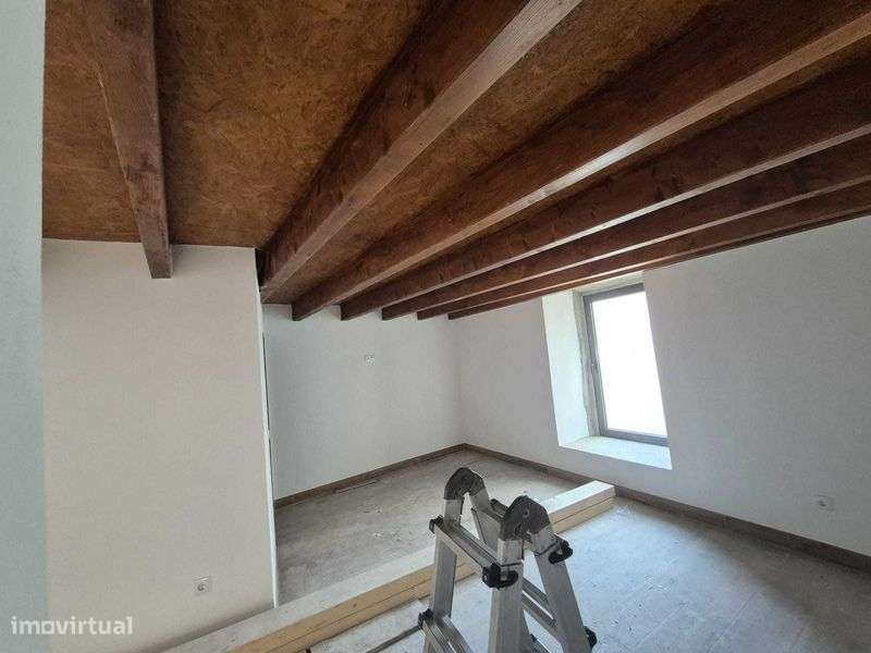 Casa T2 em pedra renovada – Vieira do Minho (próxima de Gerês) - Grande imagem: 4/10