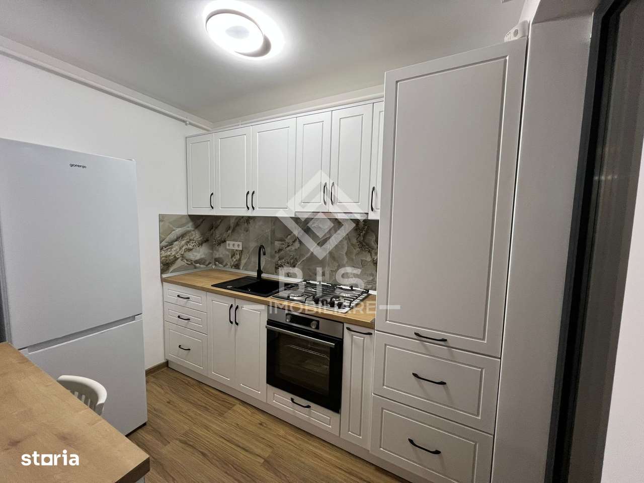 Apartament de inchiriat 2 camere - Calea Moldovei - Imagine principală: 4/7