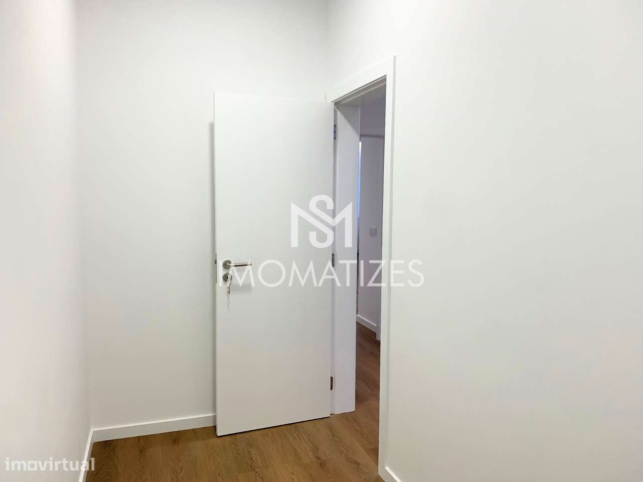 Apartamento T2+1 totalmente renovado - São Romão do Coronado-19