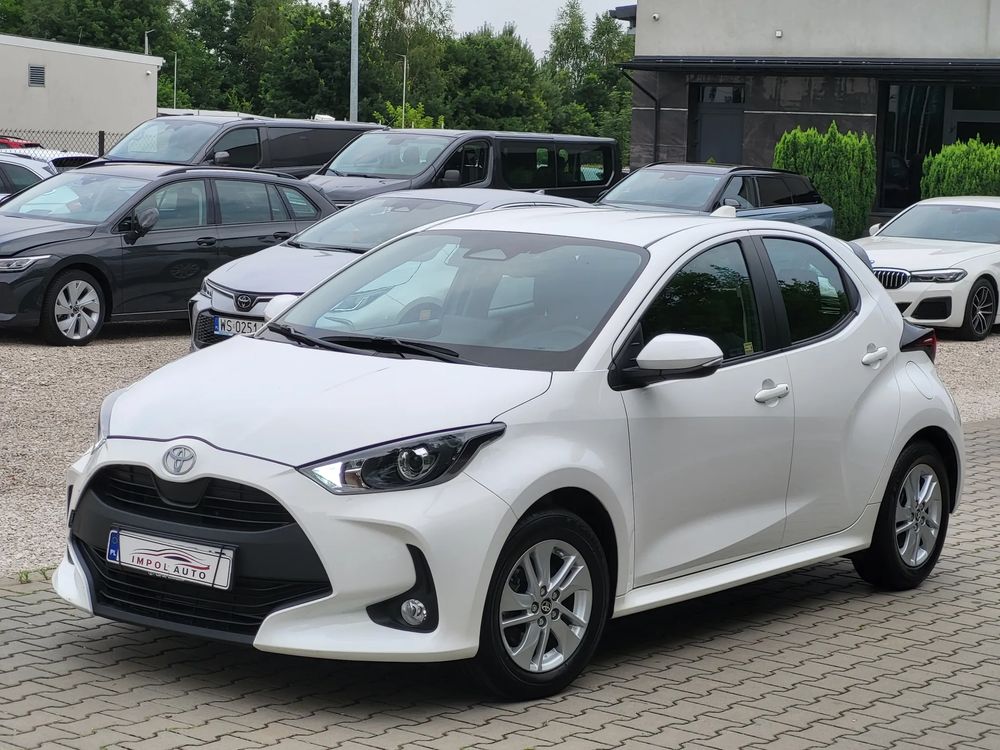 Toyota Yaris IV (2020-) Hybrid 1.5 Comfort 2024