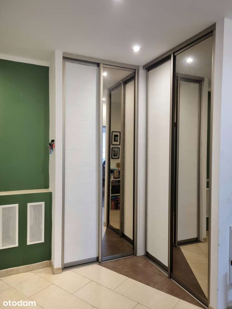 ciche mieszkanie, cegła, grube mury blisko centrum-9