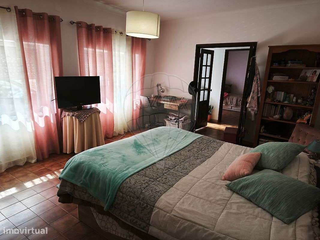 Moradia T4 para venda-16