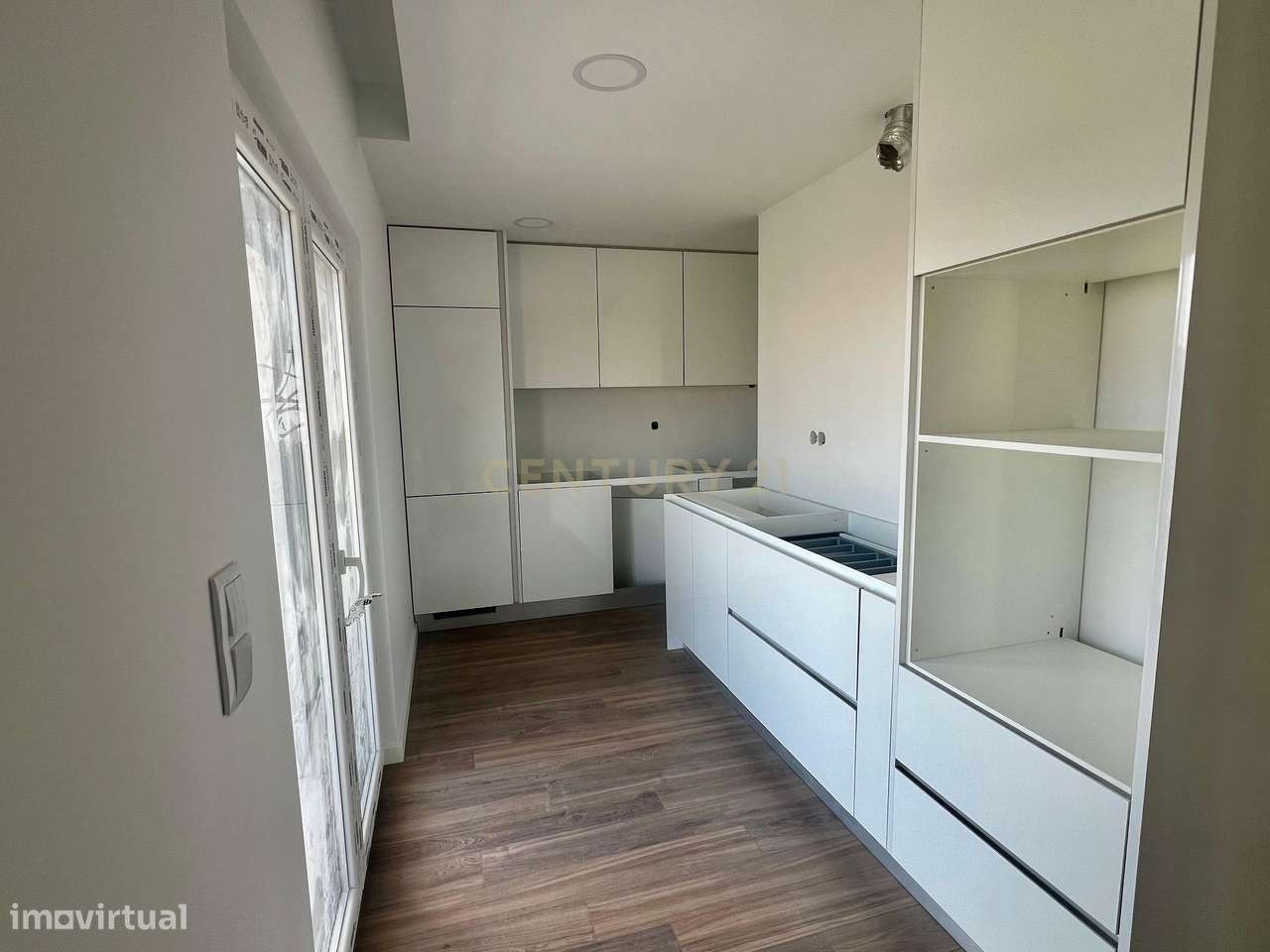 Excelente Apartamento T2 Novo na Urbanização Quinta das Serralheiras - Grande imagem: 4/14