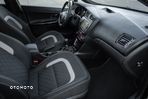 Kia Ceed 1.6 CRDi 136 ISG SW GT Line - 32