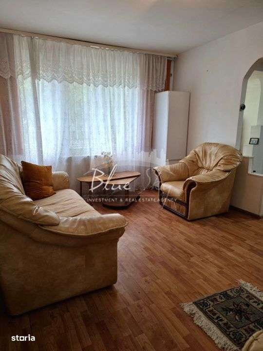 Apartament 3 camere cu 2 intrari, situat in Centru-3