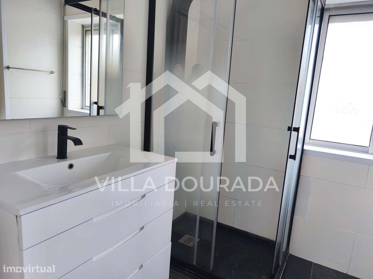 T3 em Fanzeres com 3 Varandas, Garagem e Elevador – Gondomar-16