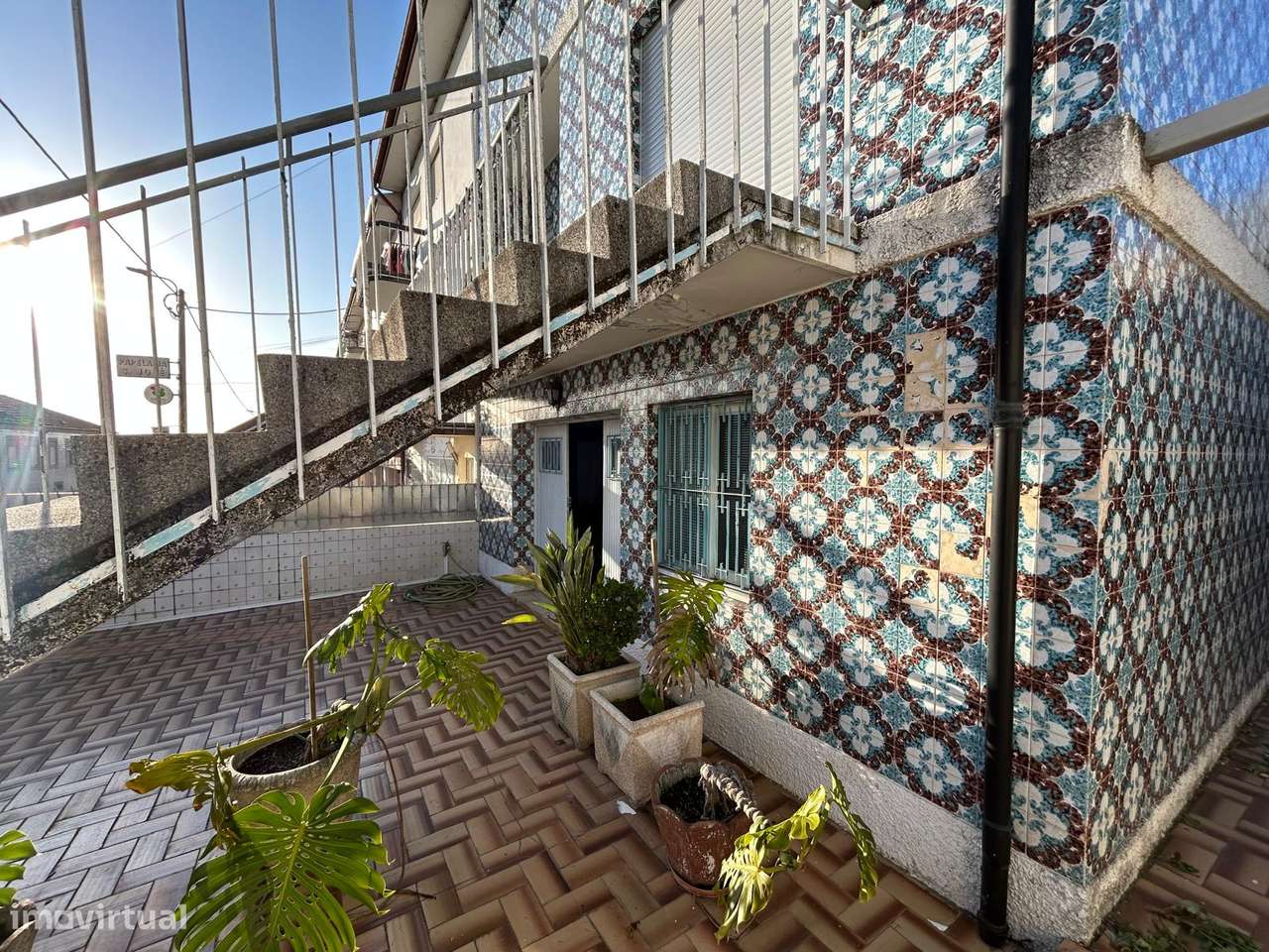 Moradia T5 com 3 frentes Rio Tinto-29