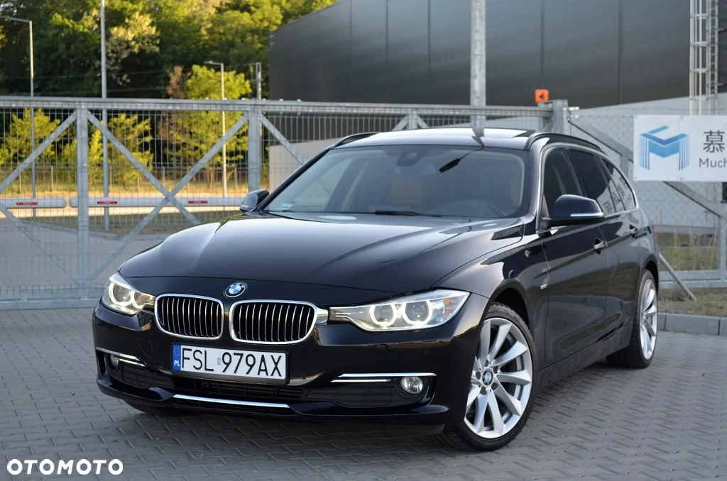 BMW Seria 3 320d Luxury Line - 2