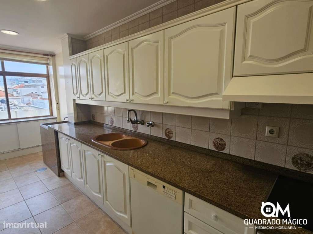 T3 Duplex perfeito para Arrendar já! - Grande imagem: 2/47