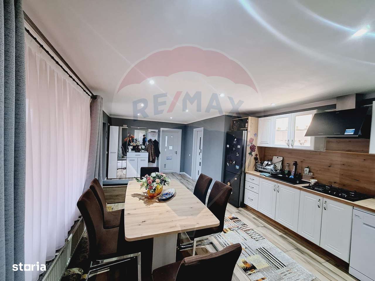 Casă cu 3 camere de vânzare in Hidiselu de Sus-7