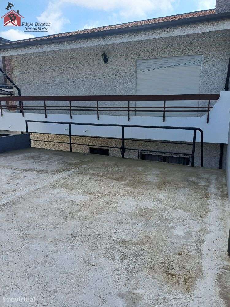 ESPAÇOSA MORADIA V5 3 FRENTES 800M DO GAIASHOPPING-30