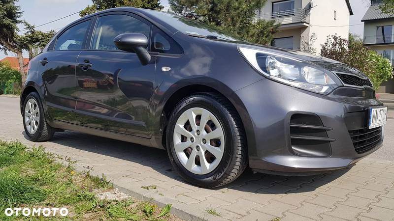 Kia Rio 1.2 L - 9