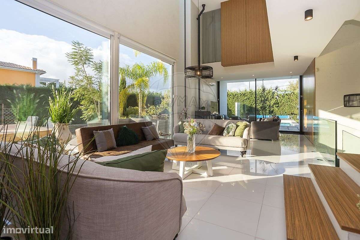 Moradia T4 para venda-12