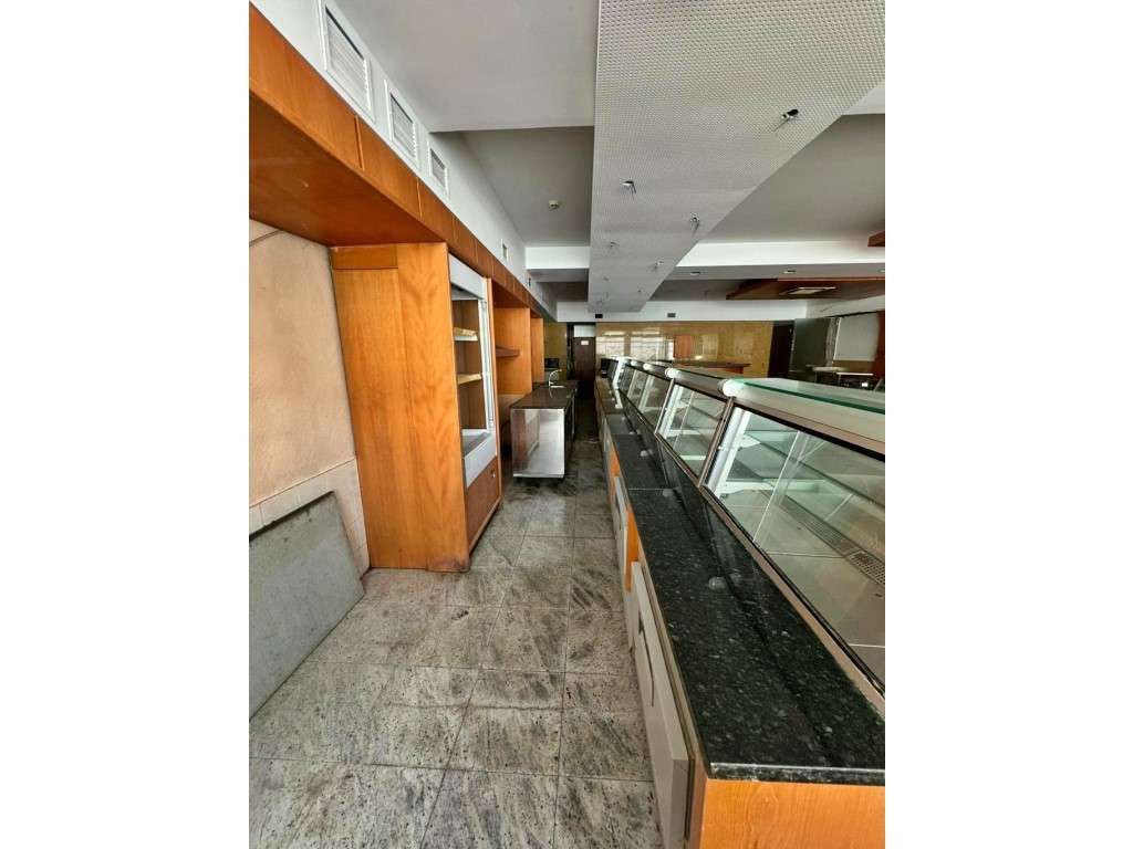 Oportunidade de negócio no coração de V. N. de Gaia-20