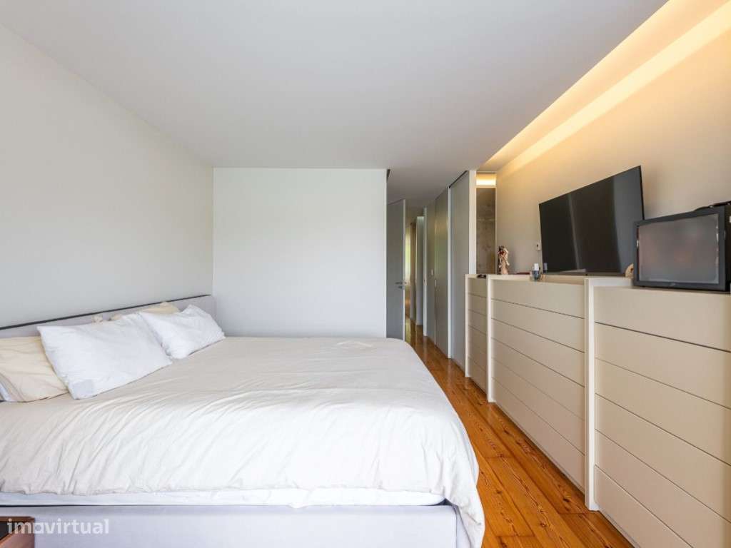 T3, como novo, vista rio no Cais do Cavaco-22