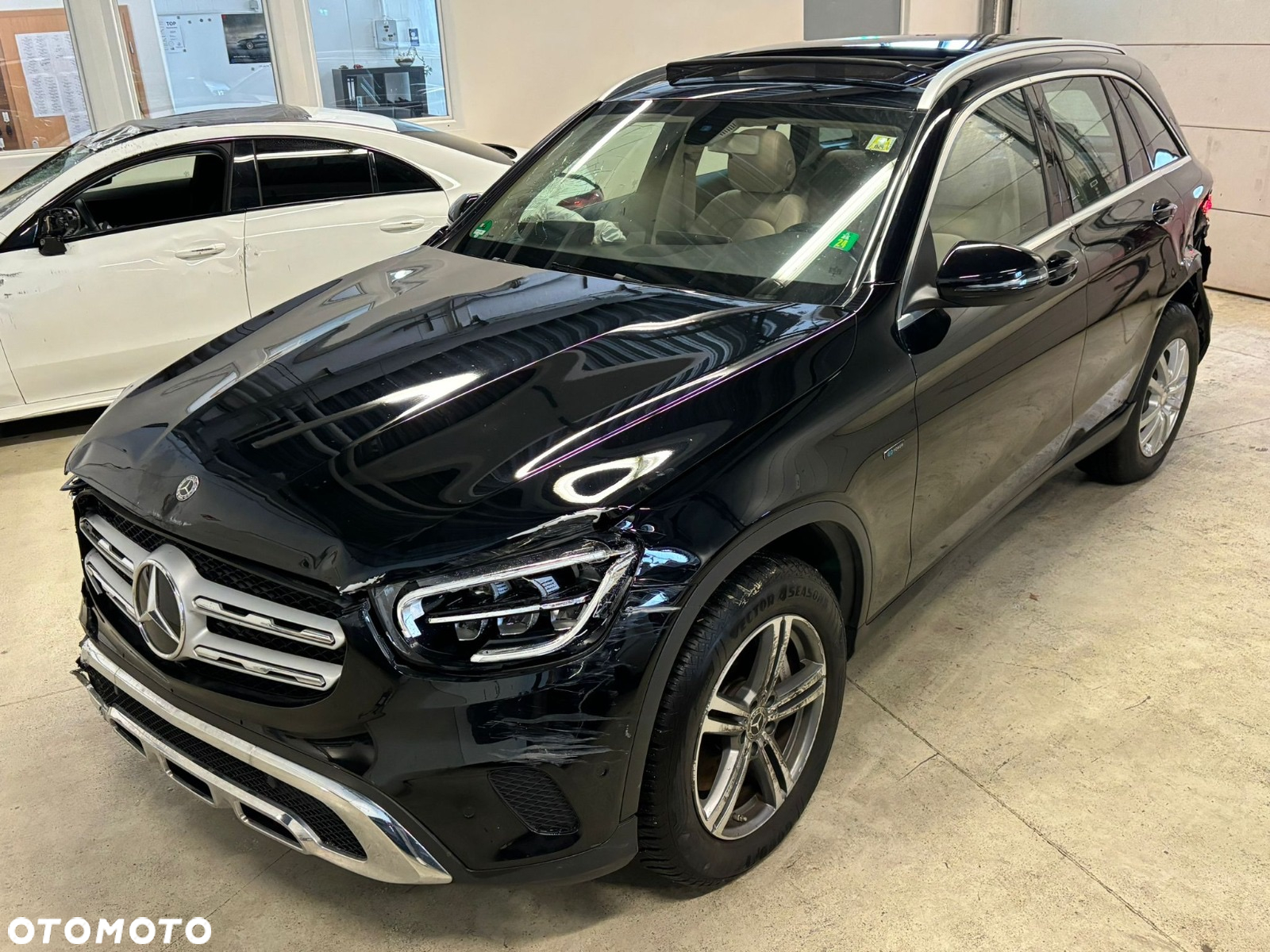 Mercedes-Benz GLC 250 4Matic 9G-TRONIC Edition 1 - 26