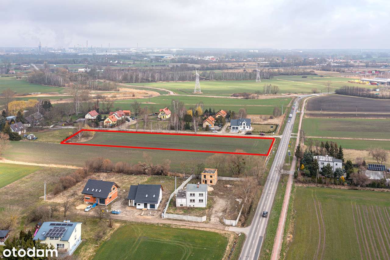 Działka usługowo - mieszkaniowa przy S7.-2