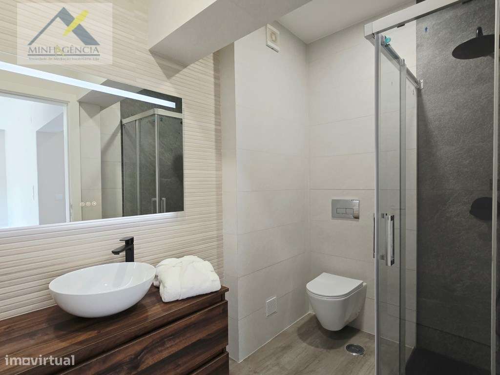 Apartamento T3 remodelado na Algodeia em Setúbal-20