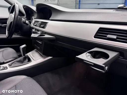 BMW Seria 3 318i Touring Edition Exclusive - 20
