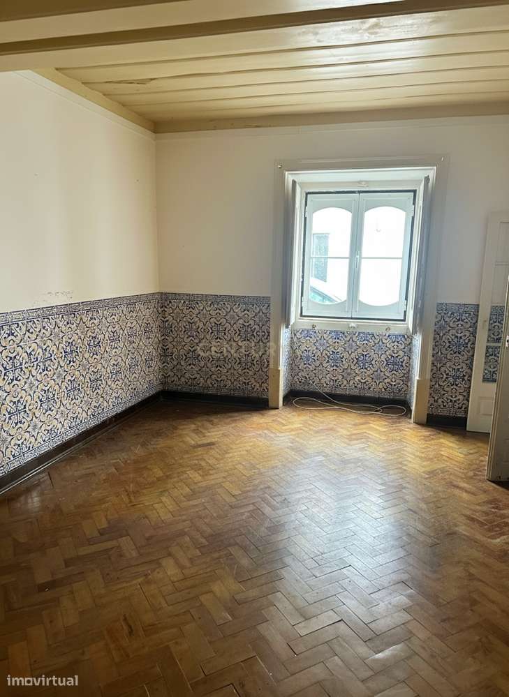 Moradia T5 com Grande Potencial | Salvaterra de Magos-6