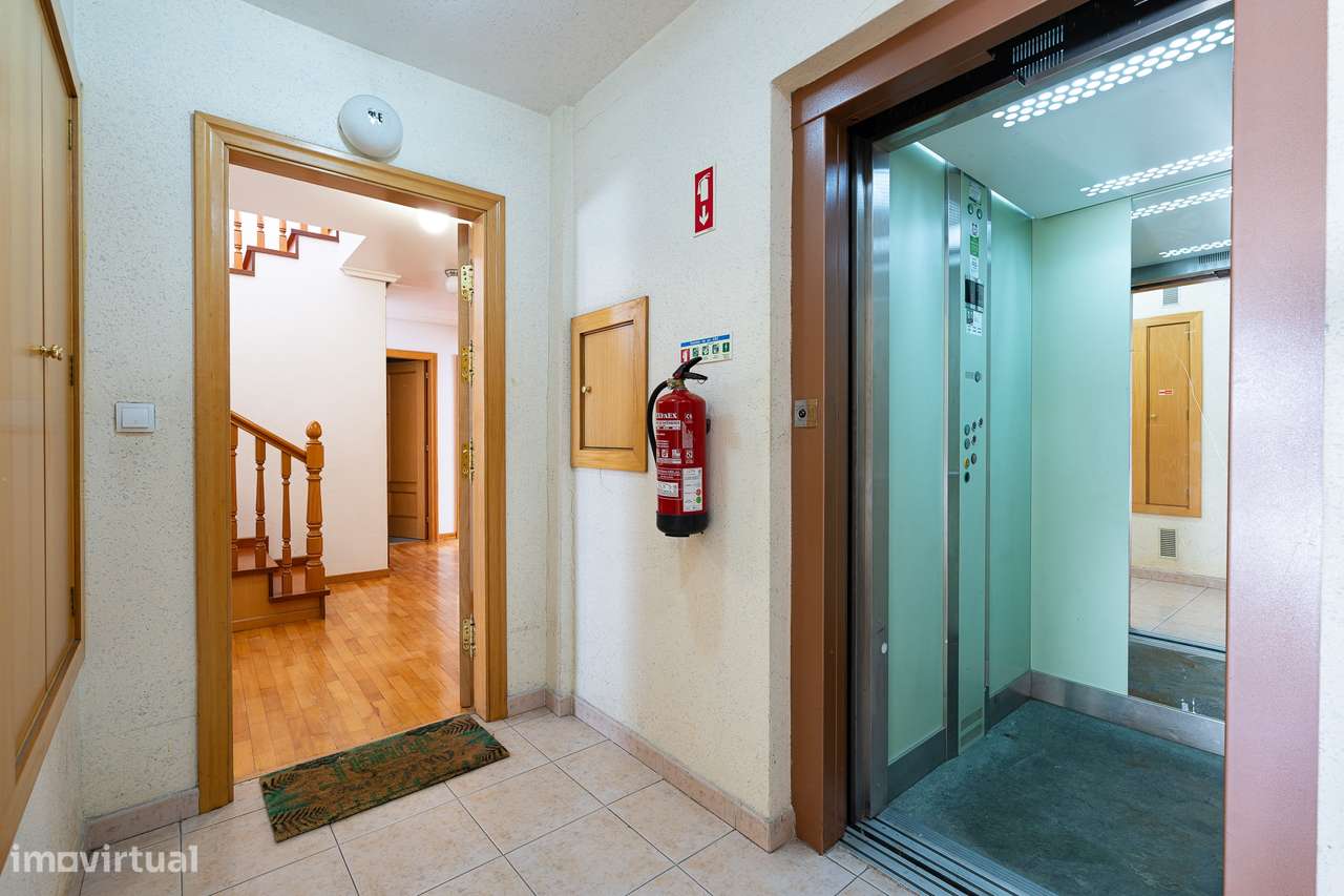 Apartamento T4 DUPLEX Venda em Alhos Vedros,Moita-20