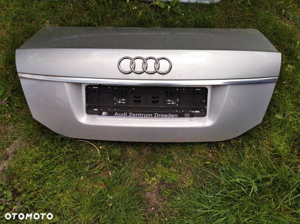 Audi A6 C6 tylna klapa - 1
