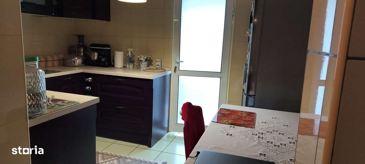 Vând apartament 3 camere Robea - Imagine principală: 5/14