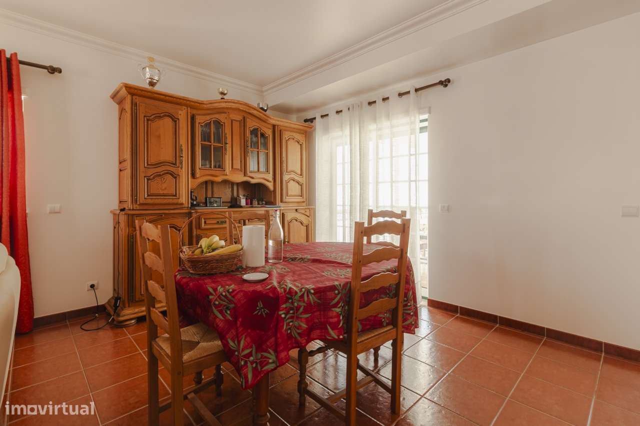 Moradia Isolada T4 / Casal de Matos / Leiria-5