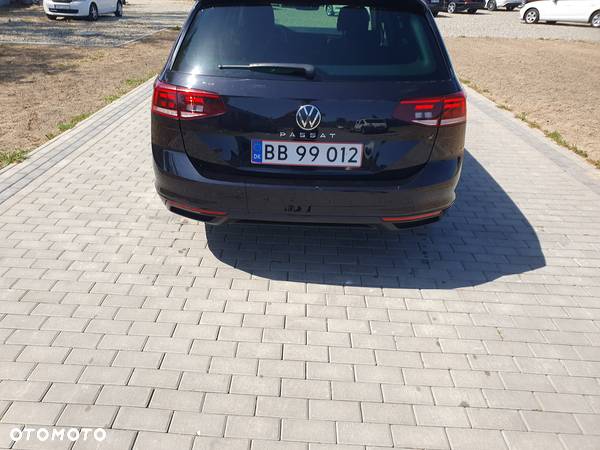 Volkswagen Passat 2.0 TDI EVO Elegance DSG - 8