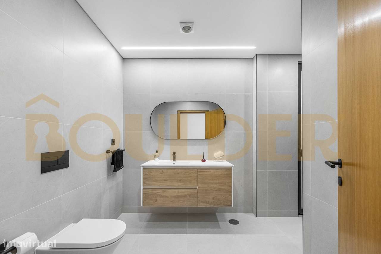 Moradia T4 de Arquitetura Moderna-6