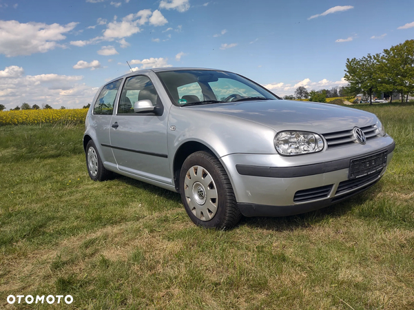 Volkswagen Golf IV 1.4 Comfortline - 1