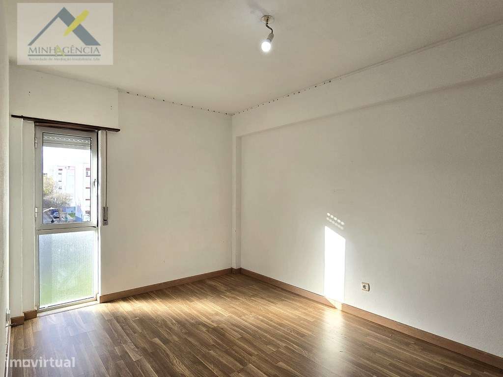 Apartamento T2 na Quinta de St. António em Setúbal-16