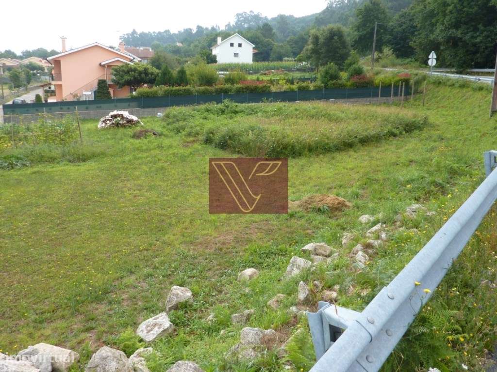 Terreno - Grande imagem: 2/3