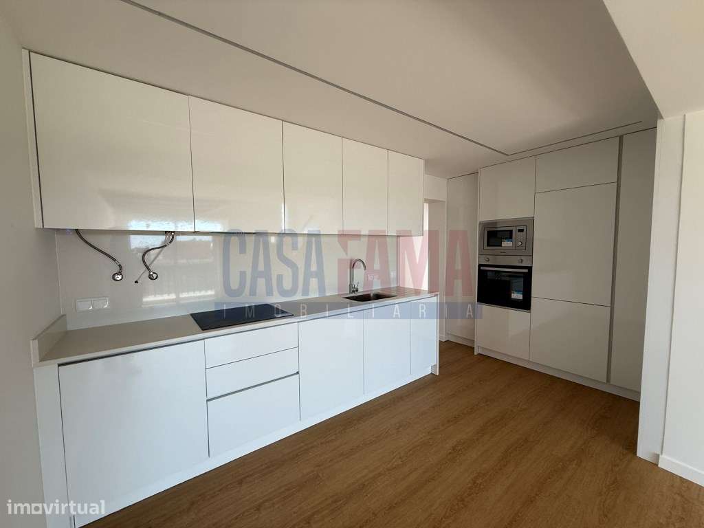 Moradia em Banda T3 1ª linha de mar - Aver-o-mar - Grande imagem: 5/24