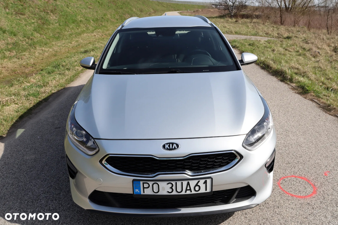 Kia Ceed 1.5 T-GDI M - 10