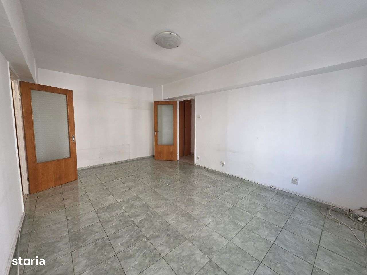 3 camere Bvd Chisinau | Bloc 1986 | anvelopat | Comision 0