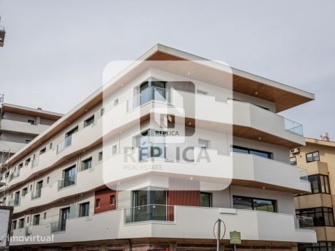 T1 com Varanda e Garagem na Prelada New One Bedroom Apartment Porto