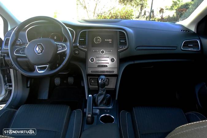 Renault Mégane 1.5 Blue dCi Bose Edition - 10