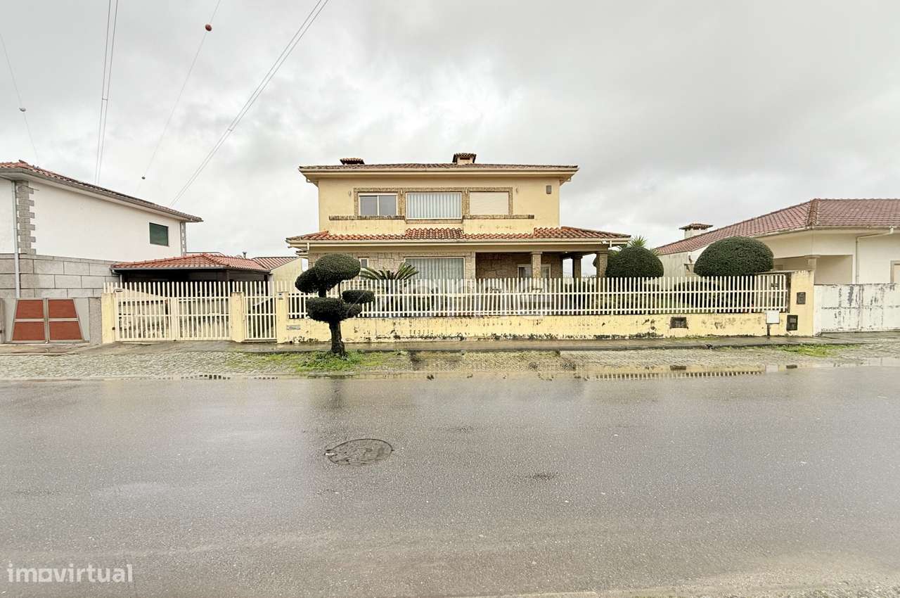 Moradia T3 individual em Brito- Guimarães - Grande imagem: 4/39