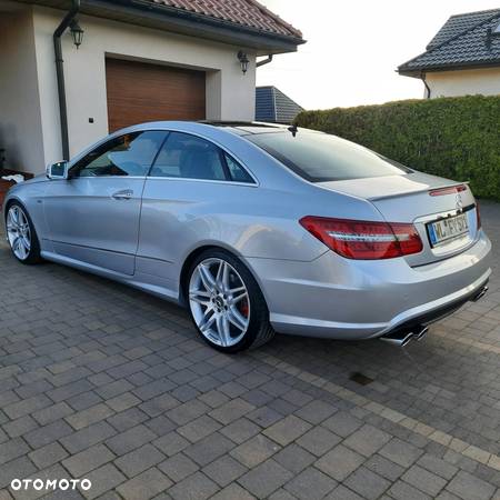 Mercedes-Benz Klasa E 350 CDI DPF Coupe BlueEFFICIENCY 7G-TRONIC Elegance - 7