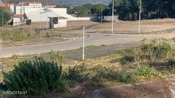 LOTE PARA CONSTRUÇÃO EM ALTURA COM 200 M2 EM DARQUE - Grande imagem: 4/9