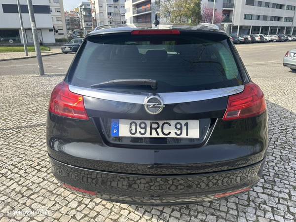 Opel Insignia Sports Tourer - 10