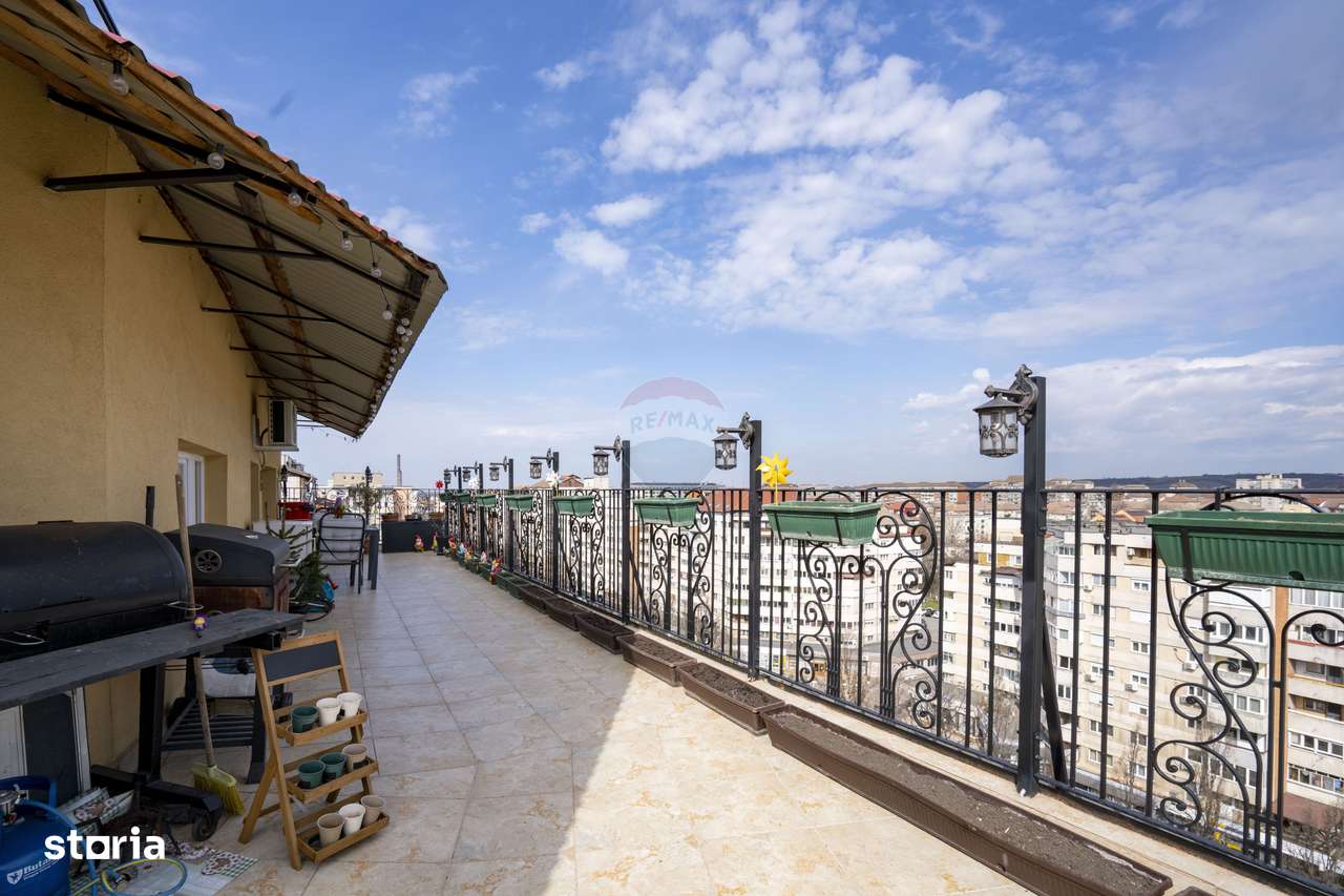 De vânzare apartament cu 3 camere și terasă, Bulevardul Dacia-12