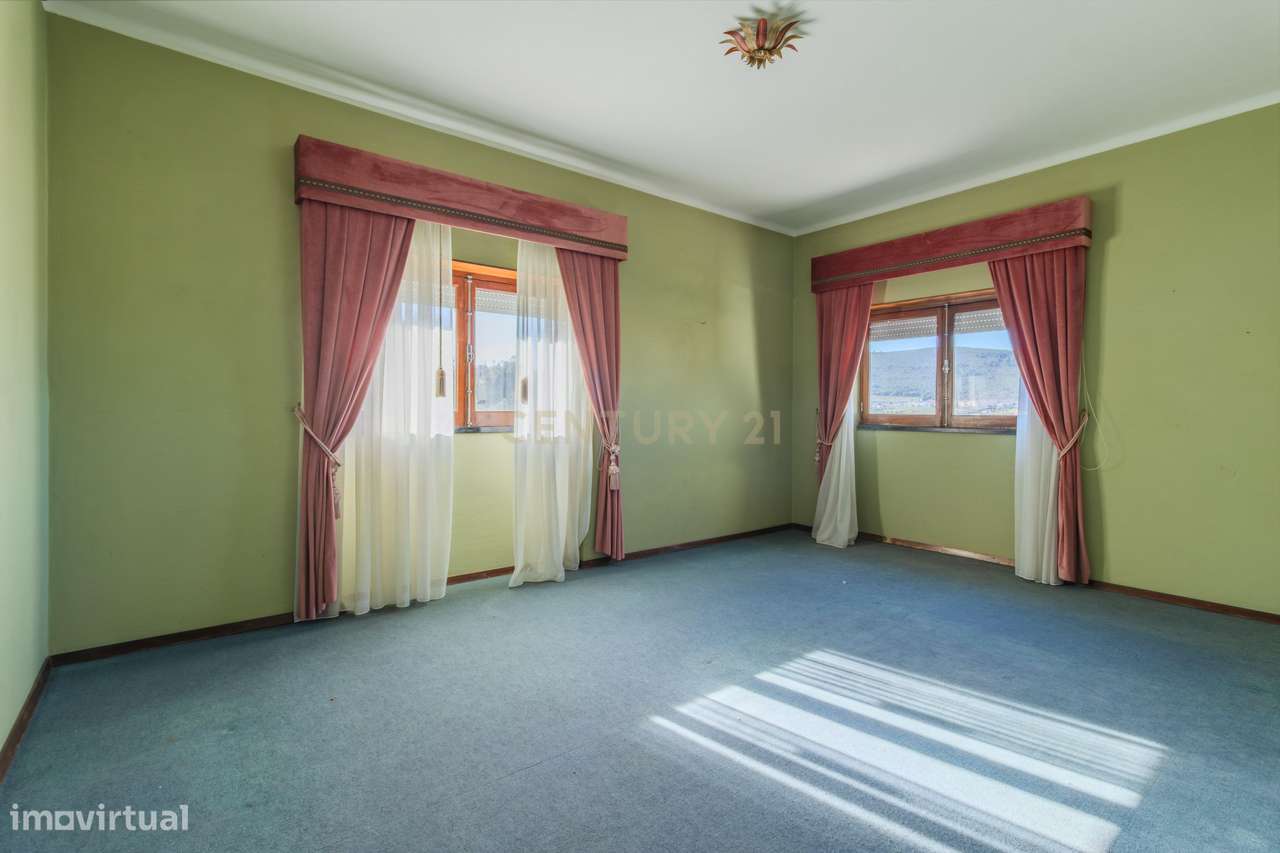 Espetacular Moradia em Porto de Mós, Leiria - 5 Quartos-10