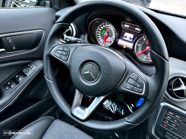 Mercedes-Benz GLA 180 - 12