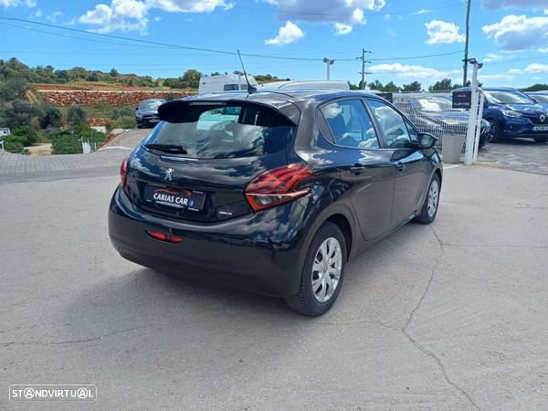 Peugeot 208 1.5 BlueHDi Signature - 5