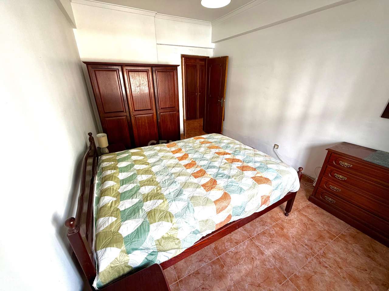 T2 Luminoso em Mem Martins | R/C com Boas Áreas e Zona Tranquila-9