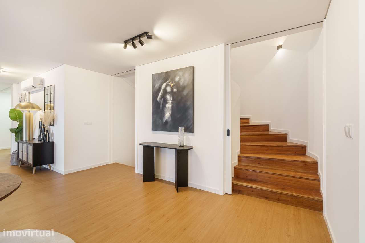 Moradia T5 Remodelada - Condomínio da Fonte Seca-28