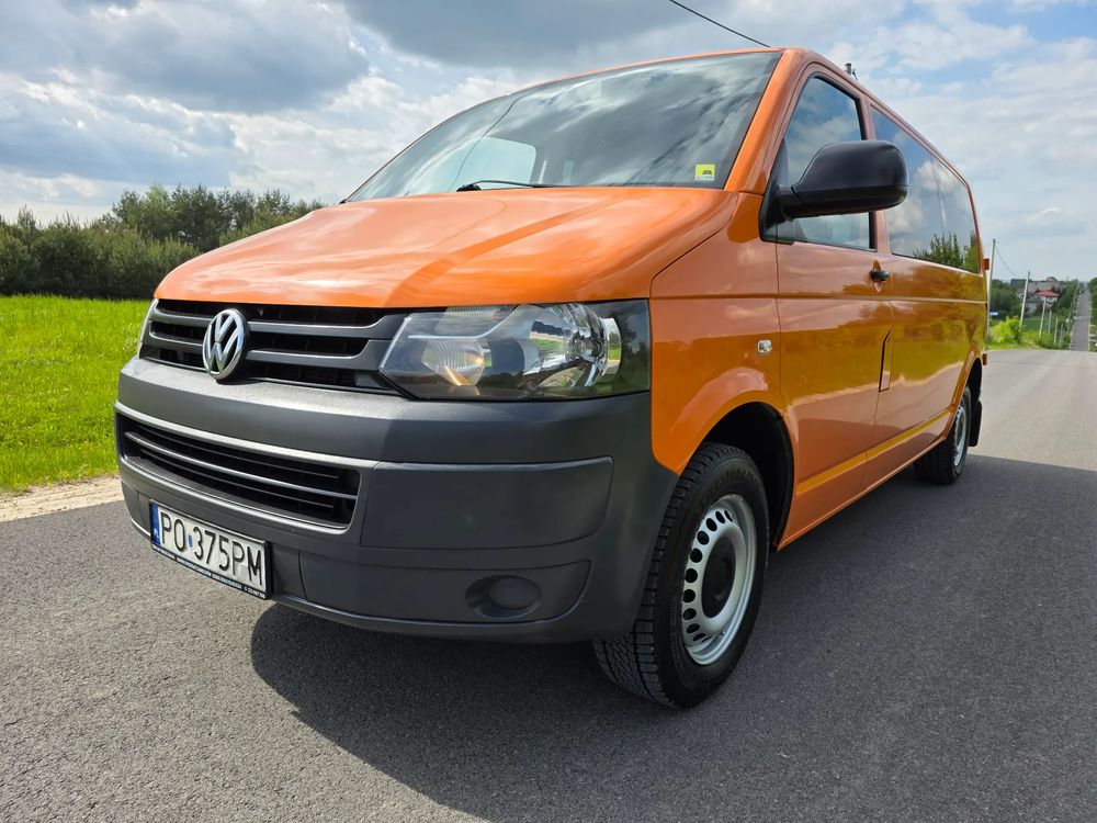 Volkswagen Transporter T5 L1H2 2010